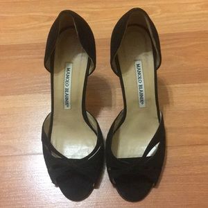 Manolo Blahnik black 3 1/2 inch heels size 6